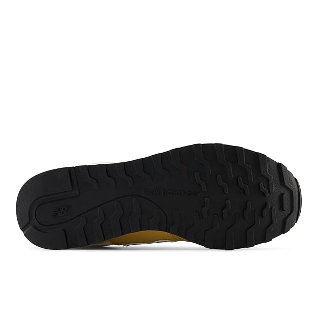new balance Unisex 500 Sneakers (Mustard Gold)