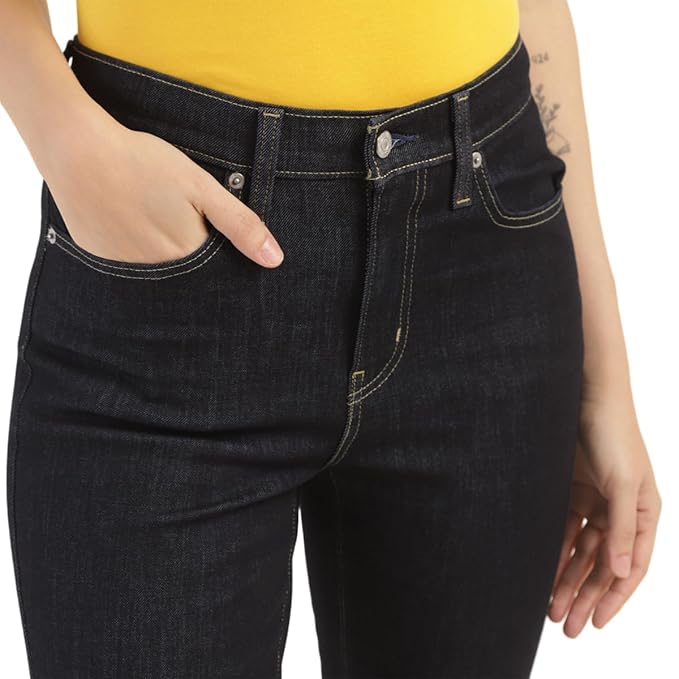 Levi's Women's 724 Straight Fit High Rise Jeans