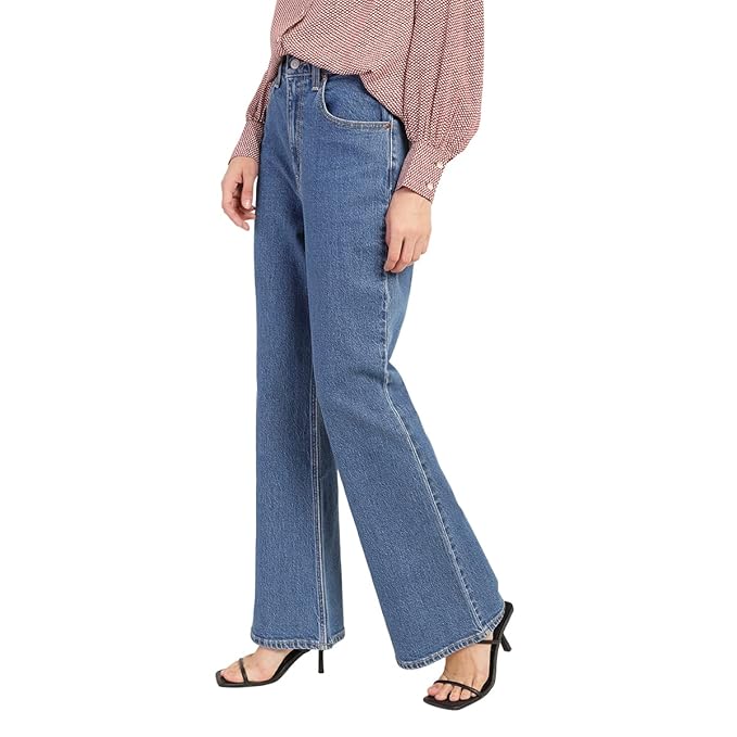 Levi's Women's High Rise Straight Fit Jeans