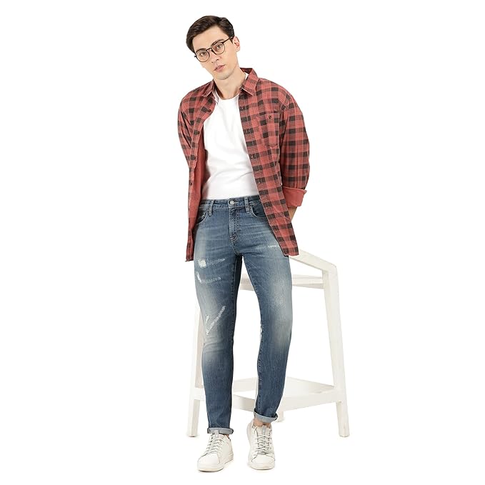 Everblue Men Solid Stretchable Blue Tapered Slim Fit Heavy Fade Midrise Jeans