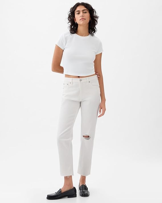 GAP Women’s Straight Fit High Rise Clean Washed Jean