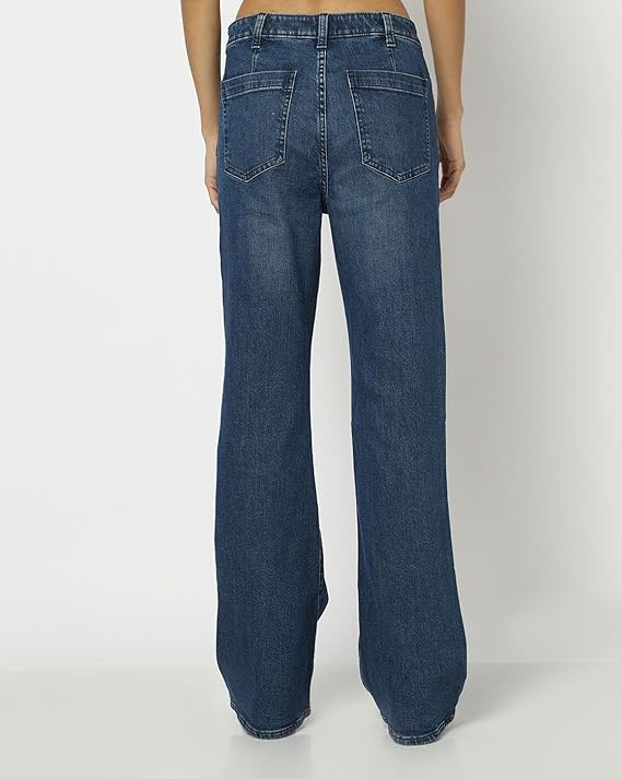 GAP Women’s Flared Fit High Rise Mid Washed Jeans
